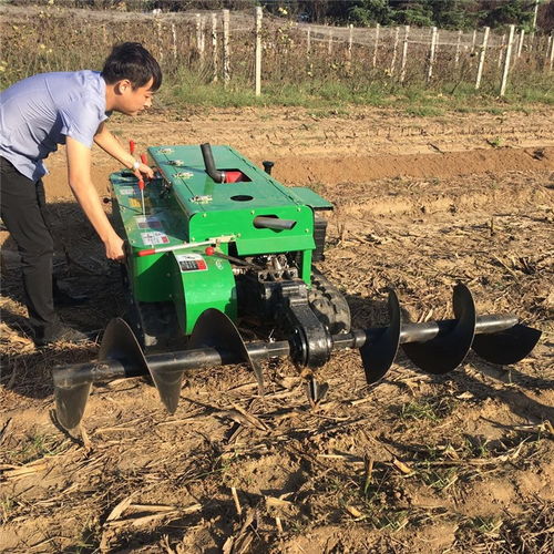 南縣低矮果園施肥機 提升施肥效率，助力果園現代化管理